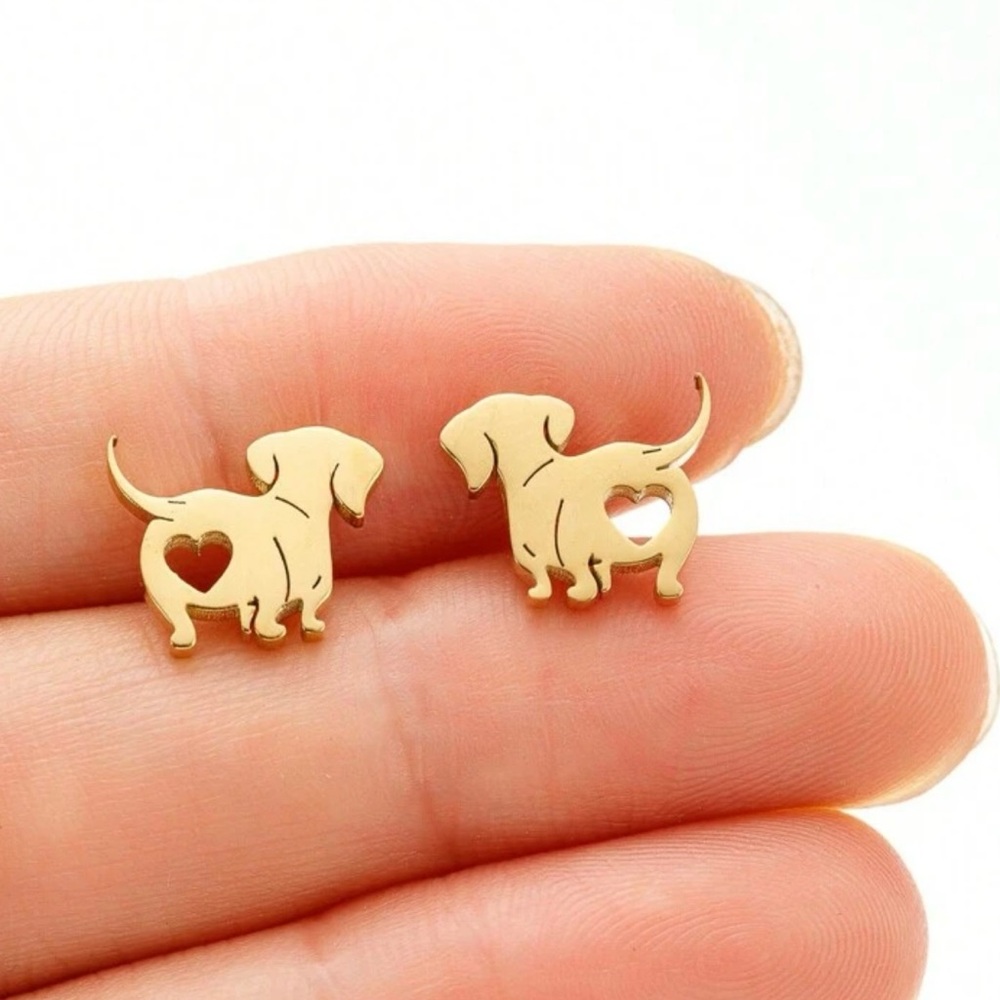 Brand New Rose Gold Puppy Heart Stud Earrings